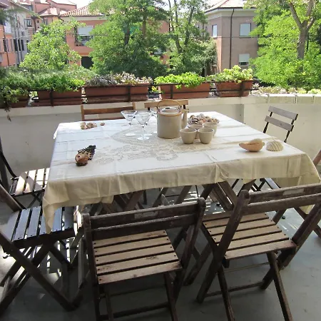 Livia Oliva Bed & Breakfast Venetië-Lido